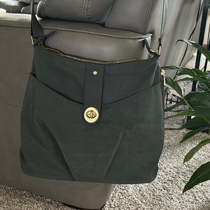 Baggallni black travel bag like new condition